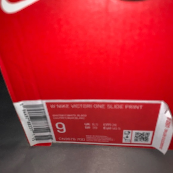 Womens nike slides - Picture 4 of 4